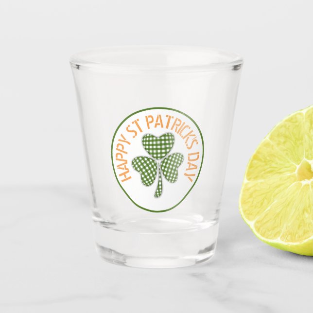 Copo De Shot Gingham Shamrock com Feliz St Patricks (Frente)
