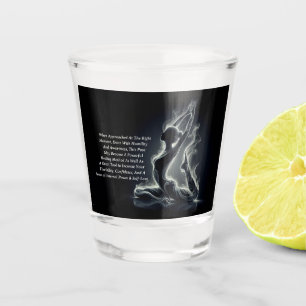 Copo De Shot Instrutor Yoga Reiki Pose Rei Pigeon com uma perna