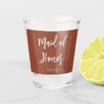 Copo De Shot Madrinha de casamento Terracotta Brown Wedding<br><div class="desc">A madrinha de casamento Terracotta atirou vidro em castanho e branco para casamento,  festa de noiva,  Chá de panela,  Festa de solteira. Veja mais produtos com este design na coleção abaixo.</div>