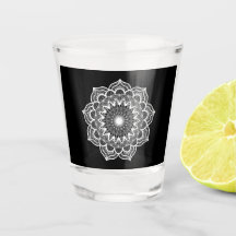 Mandala Branco em Fundo Preto