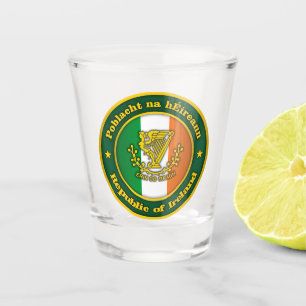 Copo De Shot Medalhão Irlandês 2