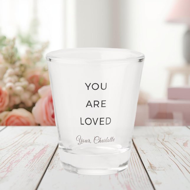 Copo De Shot Minimalist You Are Loved Shot Glass (Criador carregado)