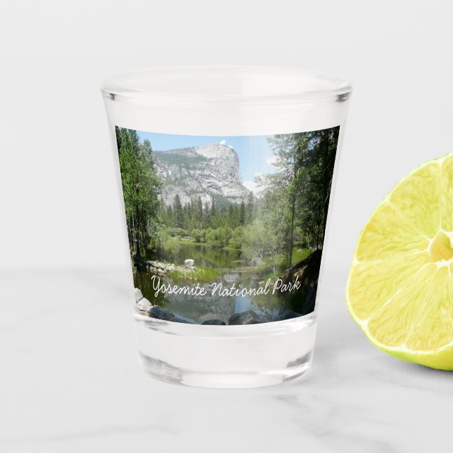 Copo De Shot Mirror Lake View no Parque Nacional de Yosemite (Frente)