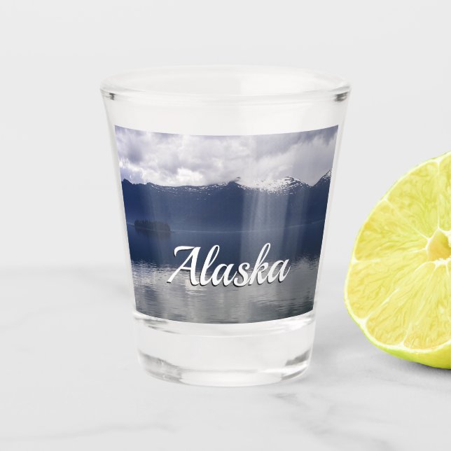 Copo De Shot Misty Alaskan Sea in Shades of Blue (Frente)