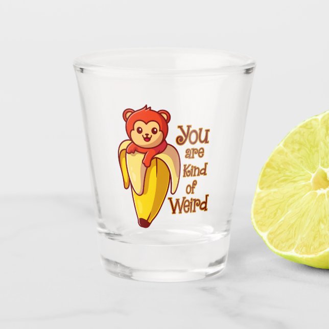 Copo De Shot Monkey Banana Engraçado Você É Estranho (Frente)