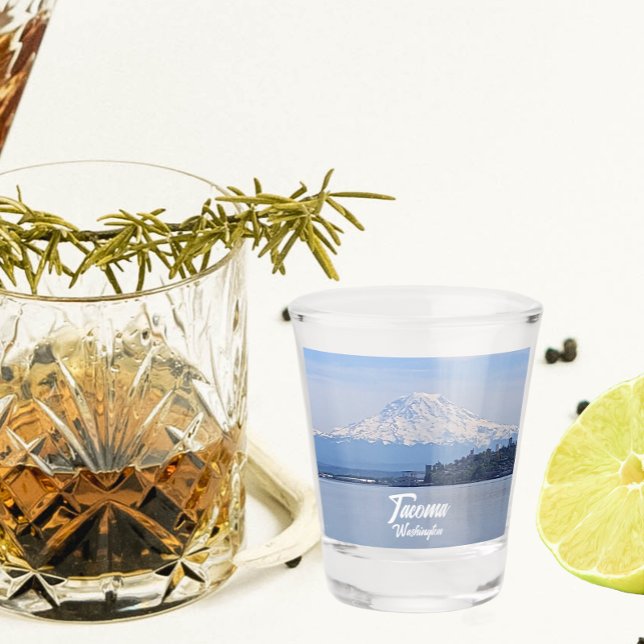 Copo De Shot Monte Rainier e Puget Sound, Tacoma, Washington (In Situ)