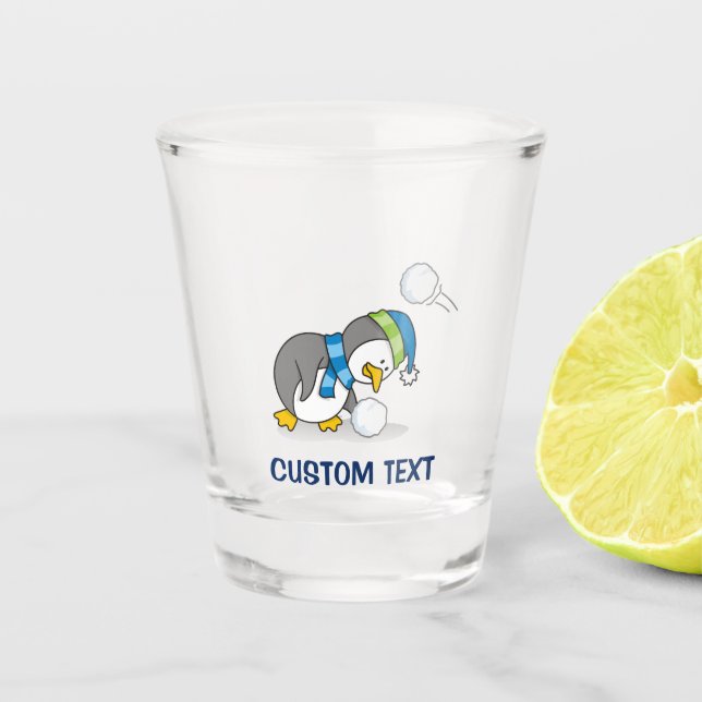 Copo De Shot Pequeno pinguim pegando uma bola de neve (Frente)