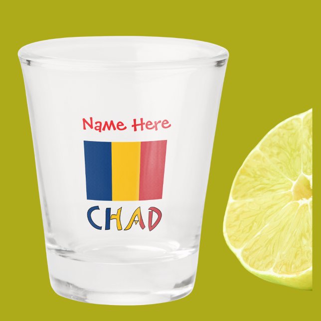 Copo De Shot Personalização Vermelha de Sinalizador Chade (Chadian Flag on shot glass with the word CHAD below in flag colors. Add name in red text above.)