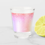 Copo De Shot Rainbow Pastel Girly Glitter Metal Monograma Nome<br><div class="desc">Rainbow Pastel Faux Foil Sparkle Metálico Glitter Brutado Monograma Nome Shot Glass. Isso faz a formatura perfeita,  doce aniversário de 16 anos,  casamento,  festa de solteira,  chá de panela,  aniversário,  chá de fraldas ou presente de festa de solteira para alguém que ama luxo de vidro e estilos quíticos.</div>