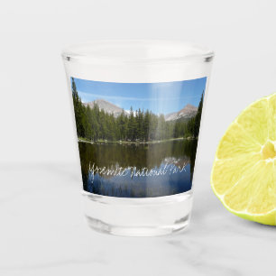 Copo De Shot Reflexo do Lago Yosemite