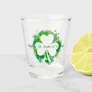 Copo De Shot Shamrock transparente com placas de tinta verdes