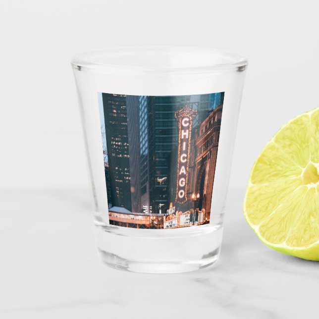 Copo De Shot Símbolo De Neon De Chicago Illinois À Noite (Frente)