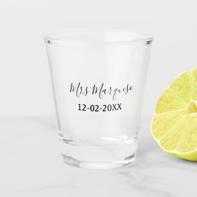 Copo De Shot simple minimal monogram mrs Mr name date year Thro (Frente)