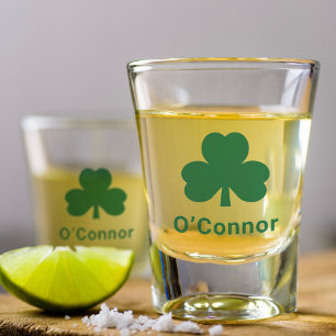 Copo De Shot Sobrenome Personalizado de Clover Verde Irlandês