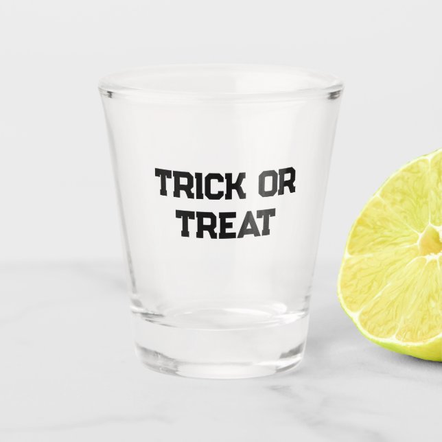Copo De Shot Truque ou. Trate o Halloween mimado preto simples  (Frente)