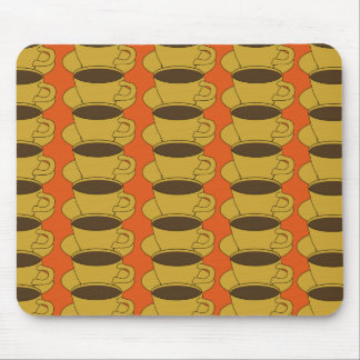 Copos de café retros no mousepad alaranjado