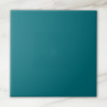 Cor do Teal Escuro Sólido<br><div class="desc">Transforme seu espaço com nosso Azulejo de cerâmica de cor verde-escura sólida. Este azulejo vibrante e atraente oferece um visual moderno e elegante que é perfeito para adicionar um brilho refrescante de cor a qualquer sala. Quer você esteja atualizando o backsplash da sua cozinha, banheiro ou criando uma parede de...</div>