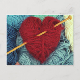 Coração de lã vermelha, cortada, com cartão postal
