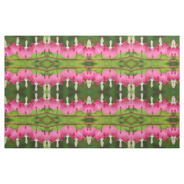 Corações de sangramento no tecido da chuva (Jarda)