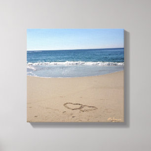 Corações nas canvas da areia
