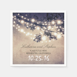 corda russa acende guardanapos de papel azul