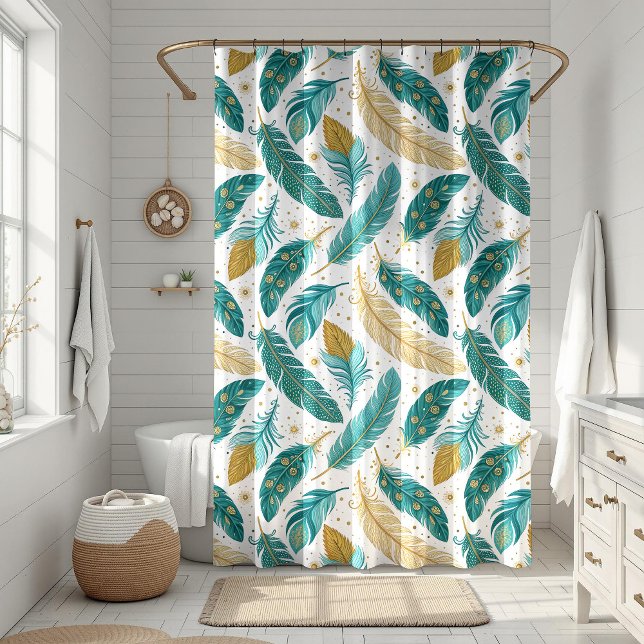 Cortina Para Box Boho Teal e Douradas Penas (Boho Teal and Gold Feathers Shower Curtain in a sunny white boho bathroom.)