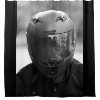 Cortina Para Box Homem Negro e Branco em Capacete de Motocicleta