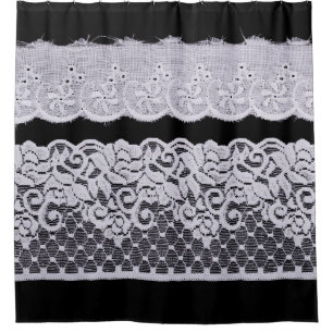 Cortina Para Box Lace Ornamental Branco isolado em fundo preto