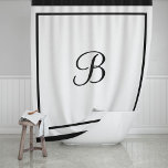 Cortina Para Box Letra Monograma do Script de Borda Preta Elegante<br><div class="desc">Adicione elegância clássica ao seu banheiro com esta cortina de chá monograma na moda. Esta sofisticada cortina de chá branco é enquadrada por um design de fronteira em camadas chic do hotel contemporâneo. Personalize a letra do monograma do script com o seu primeiro ou sobrenome inicial. Esquema de cores preto...</div>