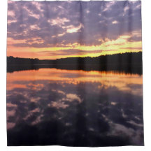Nascer do Sol Sobre o Lago Bear