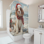 Cortina Para Box Springer Spaniel Dog Christmas Vintage Beach<br><div class="desc">Traga o calor dos feriados para a costa com esta charmosa design inspirada na vintagem, que apresenta um cão festivo sentado numa praia serena. Com um clássico toque de feriado de tons nostálgicos e vibrações costeiras, esta trabalho de arte captura a magia do Natal pelo mar. Perfeito para espalhar alegria...</div>