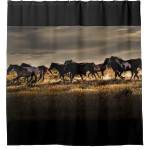 Cortina Para Chuveiro Cavalos selvagens que funcionam livre