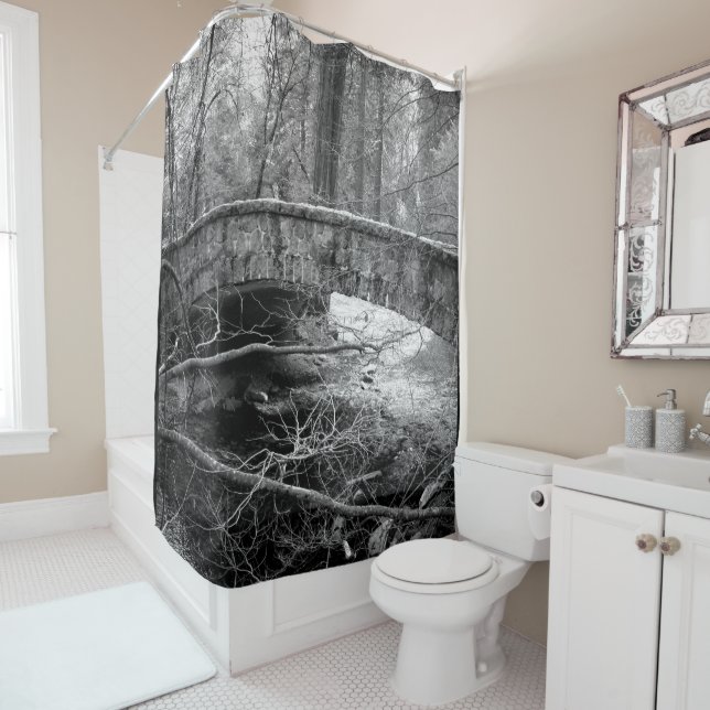 Cortina Para Chuveiro Sobre O Rio (In Situ)