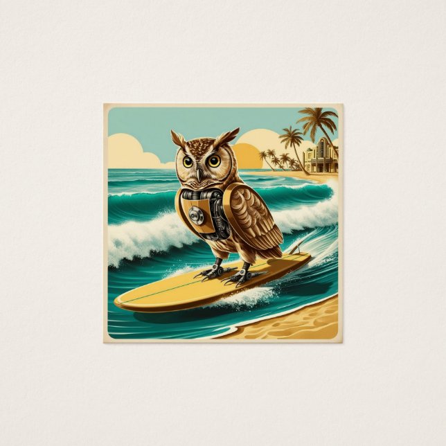 Coruja-robô venenosa surfando na praia (Frente)