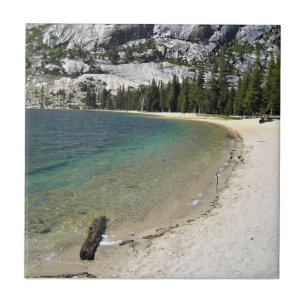 Costa do Lago Tenaya, Yosemite, Califórnia