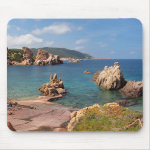 Costa rochosa vermelha do mousepad de Sardinia