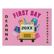 Costume do primeiro dia do jardim de infância