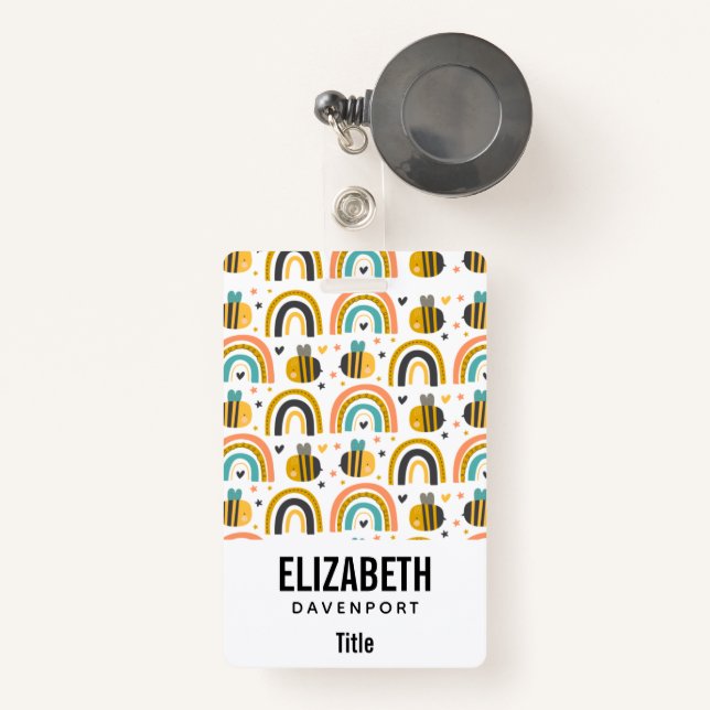 Crachá Abelhas de Bumble Cute e Rainbows Padrão (Frente com retrátil)