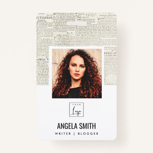 CRACHÁ ANTIGA TEXTURA DE JORNAL NOME DE CÓDIGO DE BARRAS  (Frente)