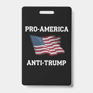 Crachá Bandeira EUA Vintage Anti Trump Pró-América