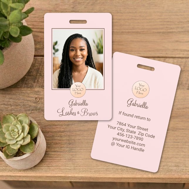 Crachá Blush Pink Script Logo Photo Lashes and Brows (Criador carregado)
