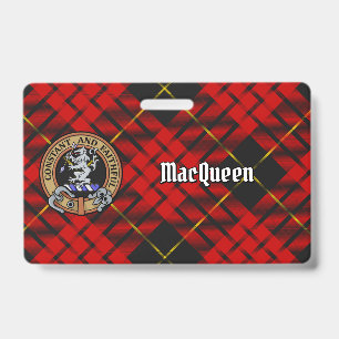 Crachá Brasão do Clã MacQueen sobre Tartan