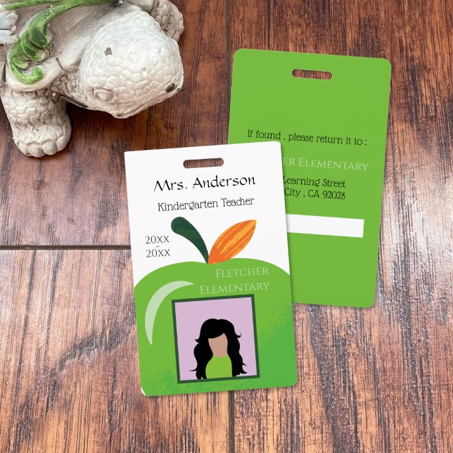 Crachá Cargador de ID de Foto Branco para Educador Maçã V (Partial green apple educator photo ID vertical badge .)