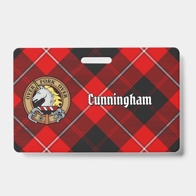 Crachá Clan Cunningham Crest sobre Tartan (Frente)