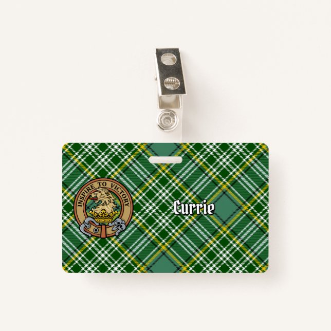 Crachá Clan Currie Lion Crest sobre Tartan (Frente com Clipe)