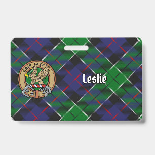 Crachá Clan Leslie Crest sobre caçar Tartan