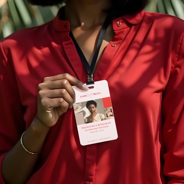 Crachá Colagem de Fotografias de Salão de Beleza Nail do  (Modern Logo Nail Beauty Salon Photo Grid Collage Badge)