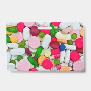 Crachá Comprimidos coloridos de medicamentos