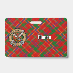 Crachá Crista do Clã Munro sobre Tartan