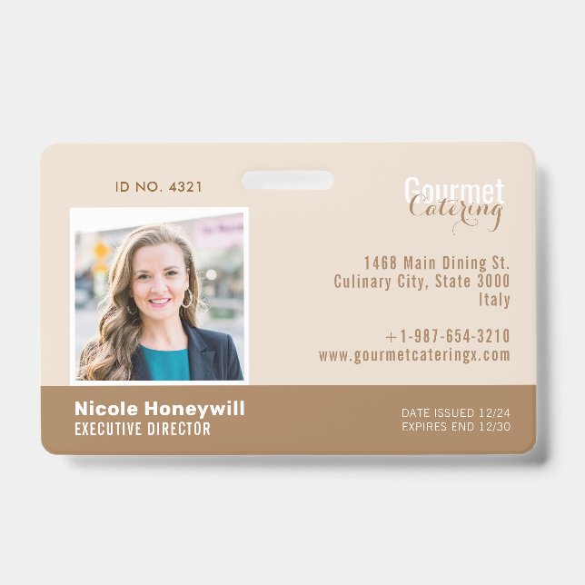 Crachá da Empresa de Catering Gourmet (Frente)